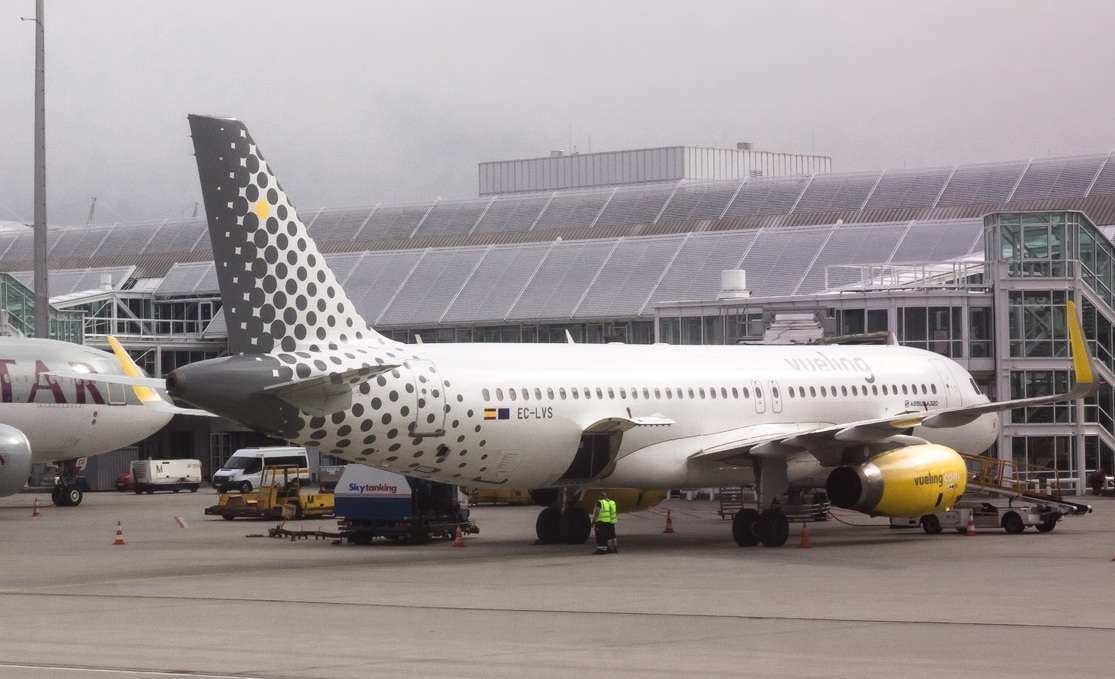 Avión de Vueling en el Aeropuerto